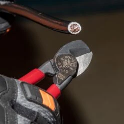 Klein 63215 High-Leverage Compact Cable Cutter -Tool Shop image 06aabedd 153d 4bdc 8d45 a9ce0c66448c