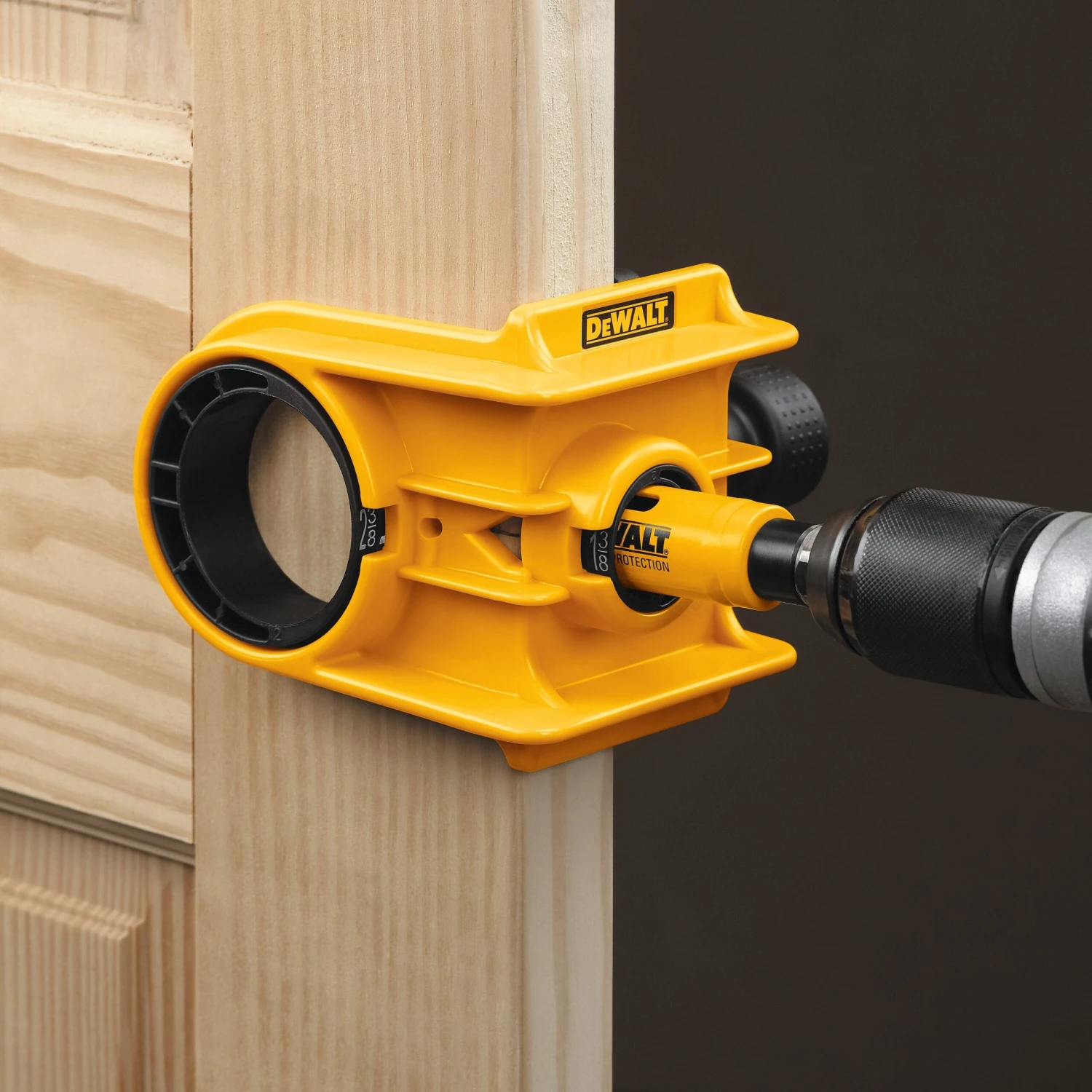 DeWalt D180004 Door Lock Installation Kit 4 DeWalt D180004 Door Lock Installation Kit - Image 4