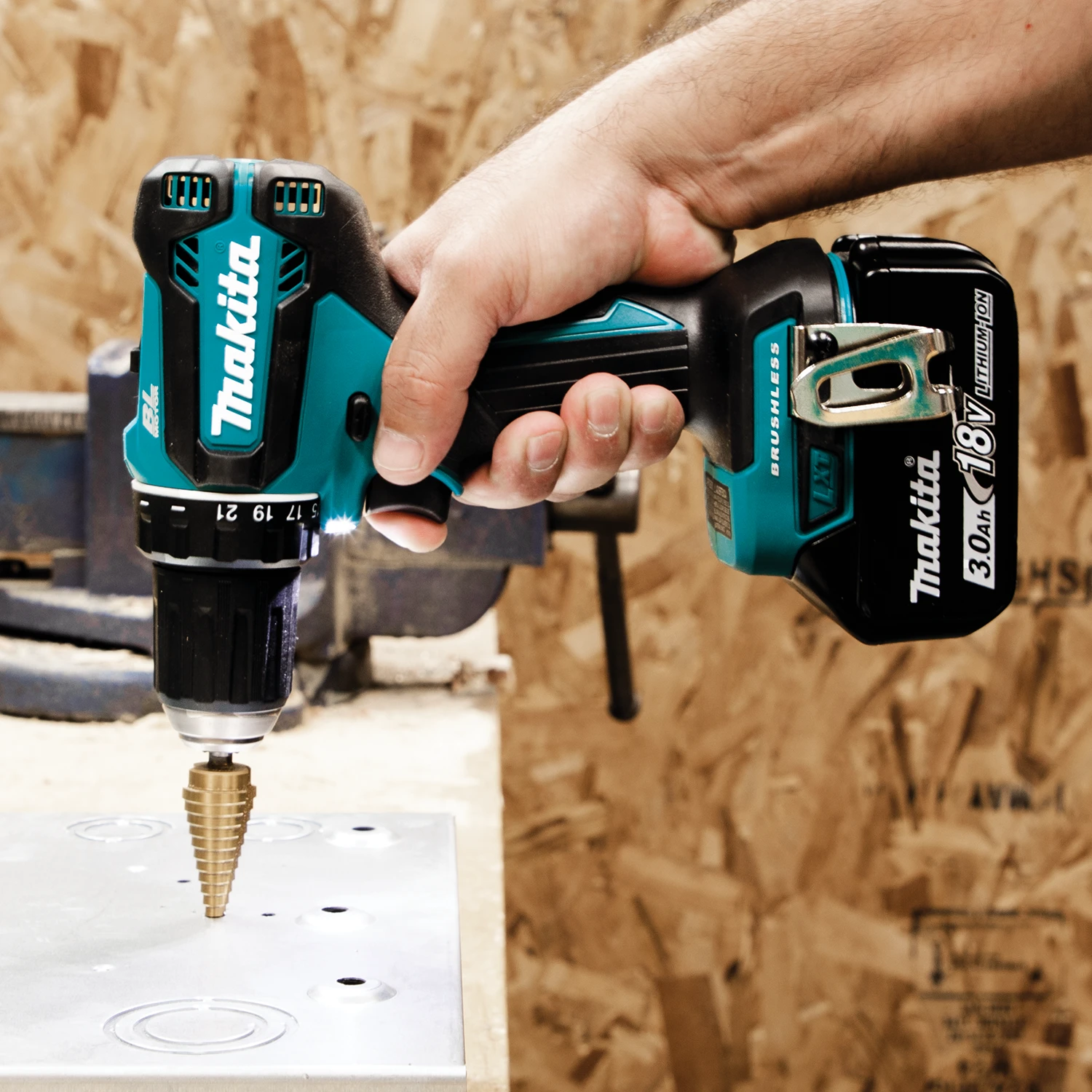 Makita XFD131 18V Drill-Driver Kit 3 Makita XFD131 18V Drill-Driver Kit - Image 3