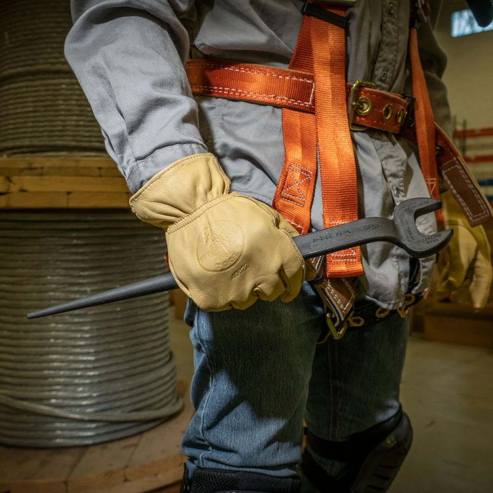 Klein 3212 Spud Wrench 1-1/4-Inch Nominal Opening 3 Klein 3212 Spud Wrench 1-1/4-Inch Nominal Opening - Image 3